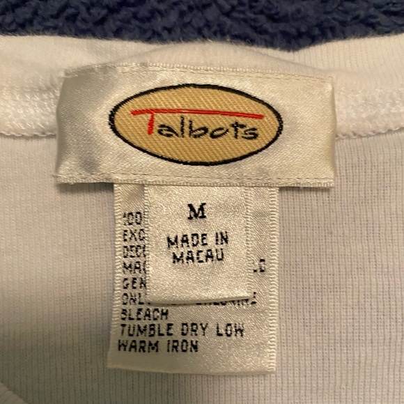 Talbots women’s white cotton T-shirt with raised abstract design. Medium. EUC. - Picture 3 of 6